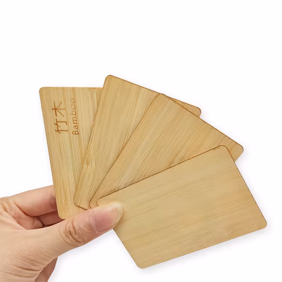 Cartão de associação ecológico Material de bambu NFC Cartões de presente de negócios